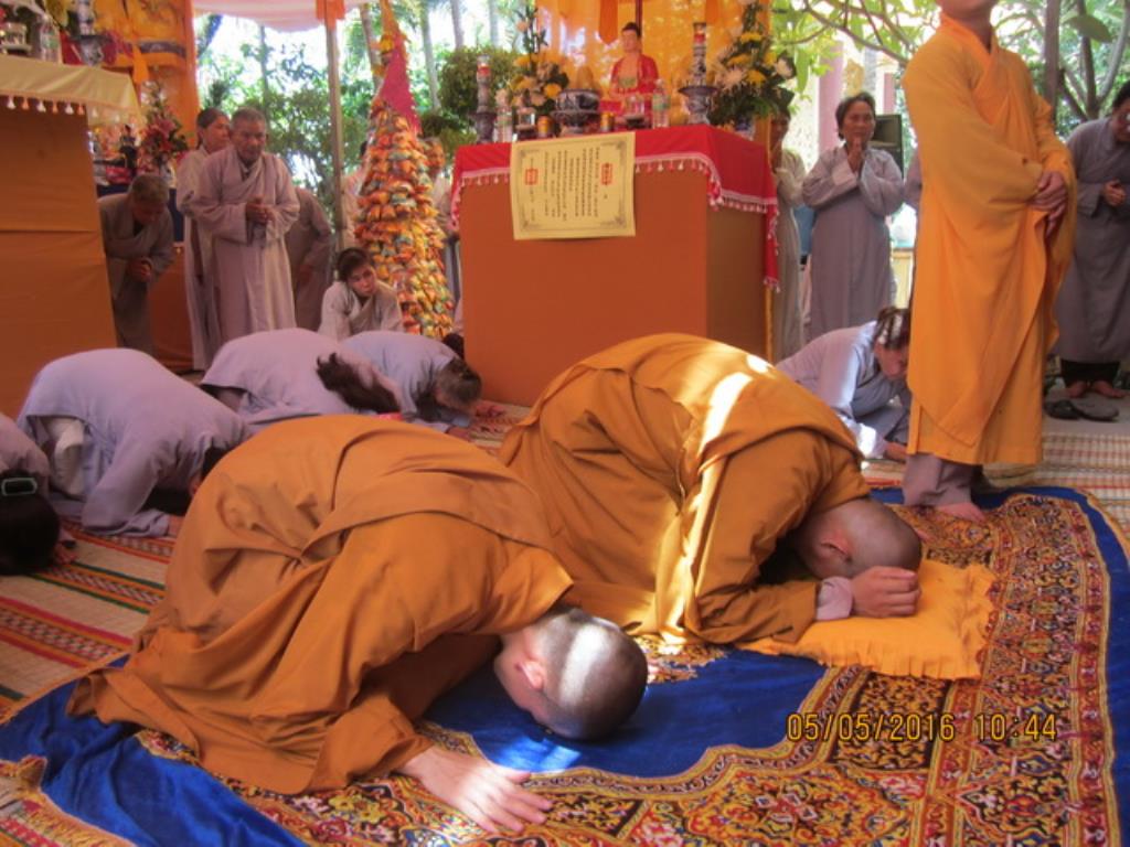 Chùa Linh Quang tổ chức cầu siêu bạt độ