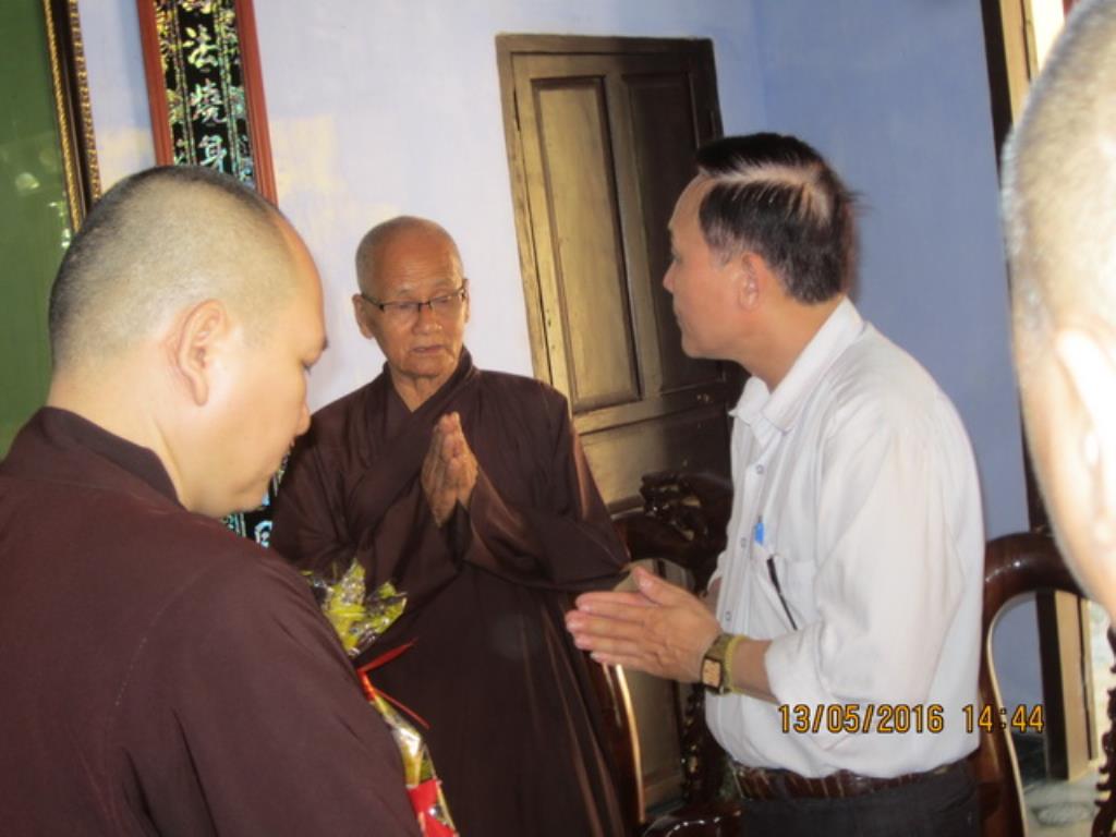 Lãnh đạo chính quyền tỉnh Khánh Hòa thăm Phật giáo thị xã Ninh Hòa