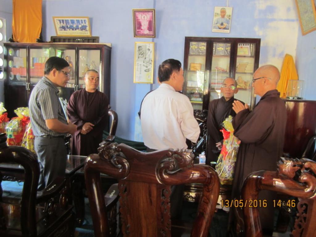 Lãnh đạo chính quyền tỉnh Khánh Hòa thăm Phật giáo thị xã Ninh Hòa