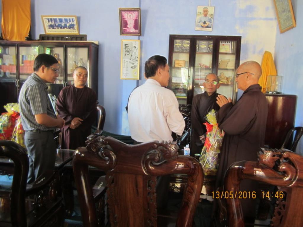 Lãnh đạo chính quyền tỉnh Khánh Hòa thăm Phật giáo thị xã Ninh Hòa