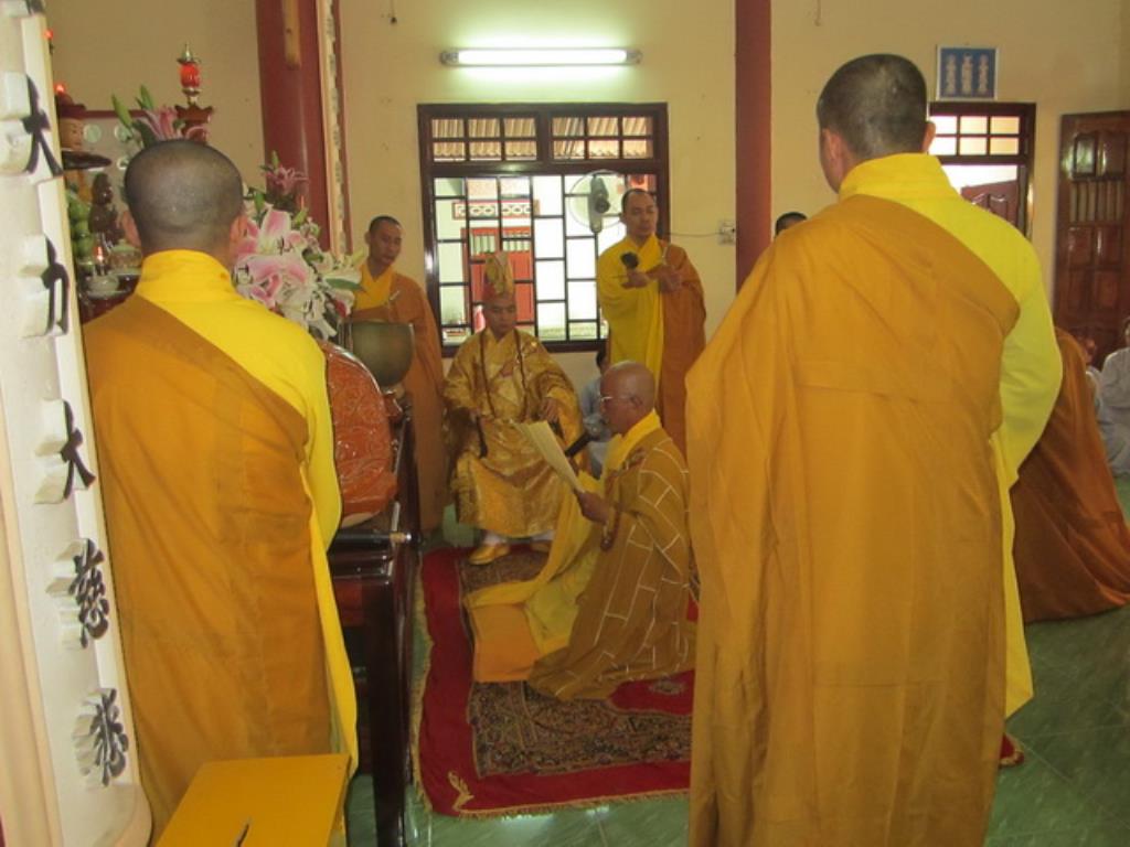 Chùa Linh Quang tổ chức cầu siêu bạt độ