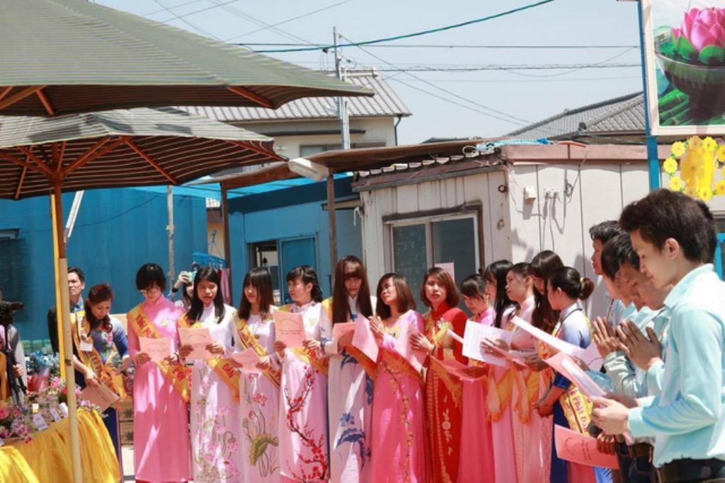 Nhật Bản: Chùa Đại Nam Himejishi Shigocho Sakammoto tổ chức Đại lễ Phật đản PL.2560