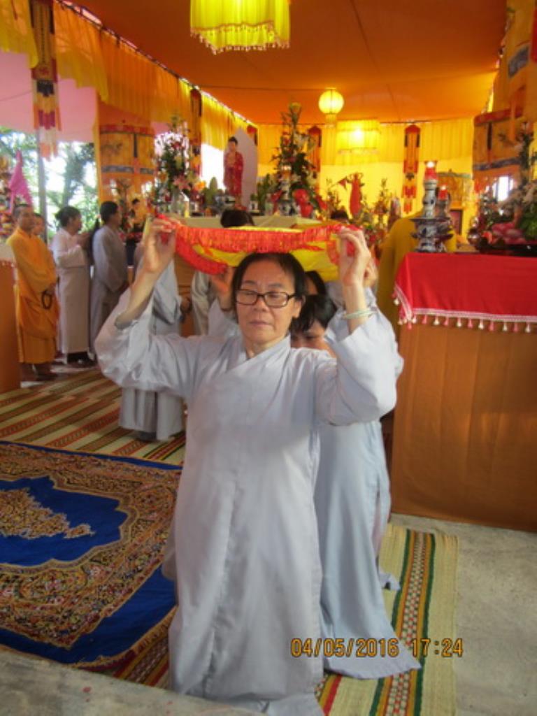 Chùa Linh Quang tổ chức cầu siêu bạt độ