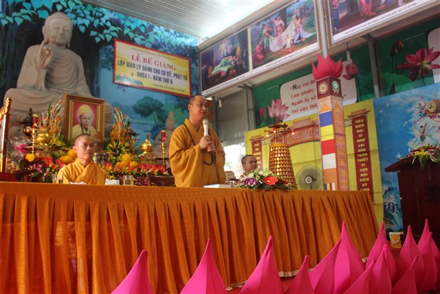 Thanh Hóa: Bế giảng lớp giáo lý dành cho cư sỹ Phật tử khóa thứ I năm thứ 9