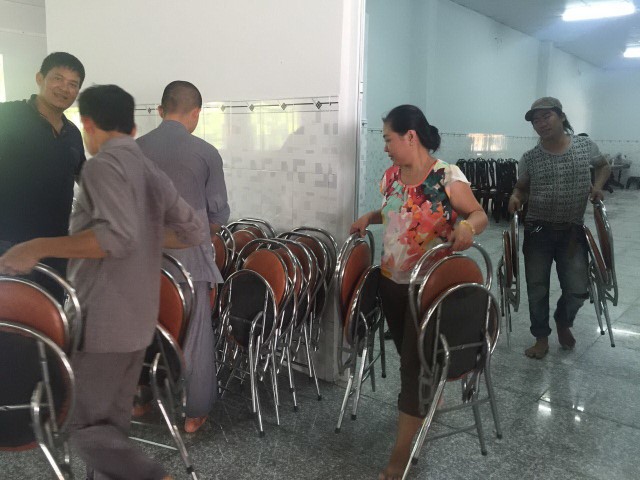 Tăng Ni sinh học viện PGVN tại TP. HCM ngày đầu nhập nội trú