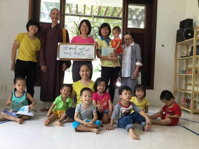 Khánh Hòa: Chùa Linh Quang tổ chức  khóa tu mùa hè cho 300 hành giả và trao tặng 50 học bổng cho học sinh nghèo, học giỏi