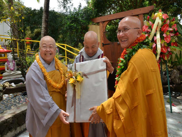 Đại lễ Lạc Thành Ngôi chánh điện - Thiền viện Chân Không,Hawaii - Hoa Kỳ