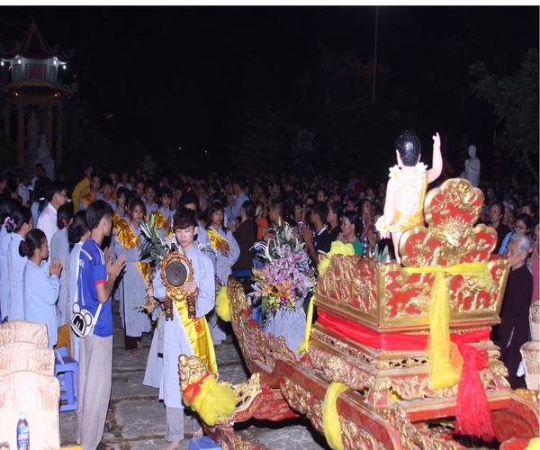 Thanh Hóa: Phật giáo Nông Cống kính mừng Phật đản PL: 2560