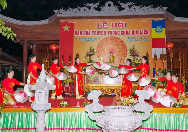 Thanh Hóa: Tưng bừng đêm giao lưu văn nghệ và lễ tắm Phật tại chùa Kim Liên