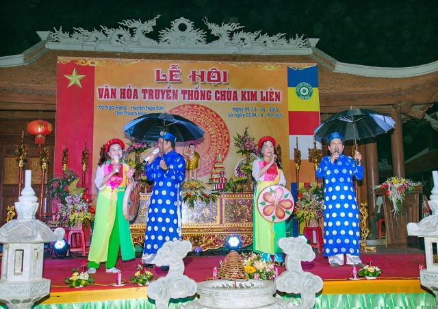 Thanh Hóa: Tưng bừng đêm giao lưu văn nghệ và lễ tắm Phật tại chùa Kim Liên