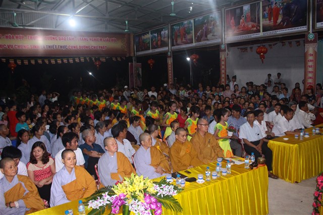 Thanh Hóa: Chùa Thiên Thanh kính mừng Phật đản PL. 2560