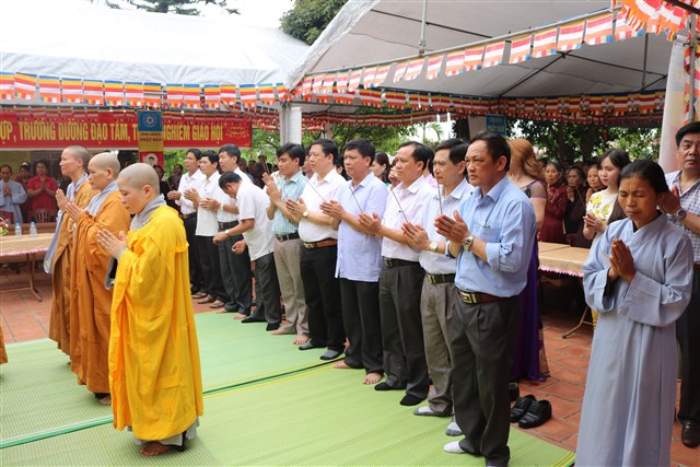 Thanh Hóa: Phật giáo huyện Hà Trung tổ chức đại lễ Phật đản PL.2560