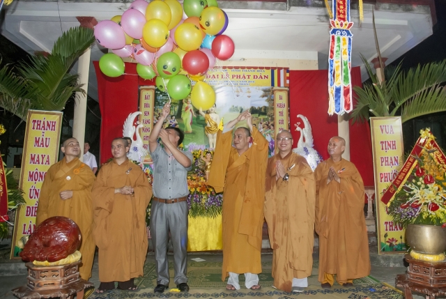 Thanh Hóa: Chùa Châu Long kính mừng Phật đản