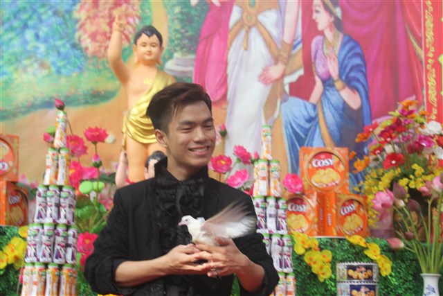 Thanh Hóa: Chùa Long Cảm kính mừng Phật đản Pl:2560