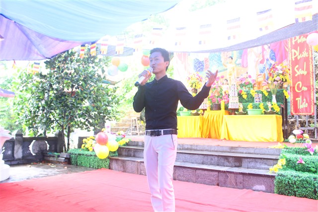 Thanh Hóa: Chùa Long Cảm kính mừng Phật đản Pl:2560