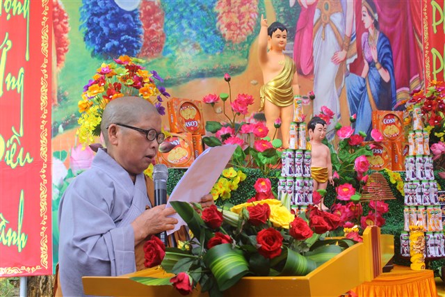 Thanh Hóa: Chùa Long Cảm kính mừng Phật đản Pl:2560