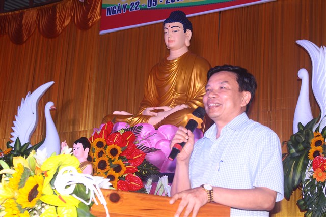 Thanh Hóa: Lễ tắm Phật và văn nghệ mừng Phật đản tại chùa Vạn Linh