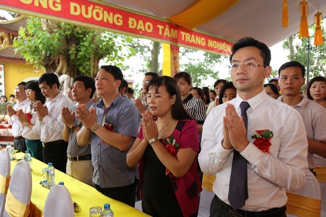 Hà Nội: Hàng ngàn phật tử Chùa Trấn Quốc hoan hỉ kính mừng Phật đản
