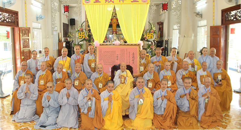 Đồng Tháp: Truyền Giới Tỳ Kheo &amp; Bế Mạc Giới Đàn