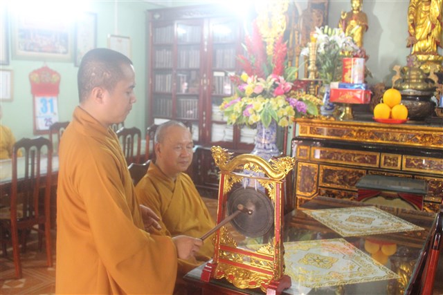 Thanh Hóa: ĐĐ. Thích Trúc Thông Tánh hướng dẫn phương pháp tọa thiền