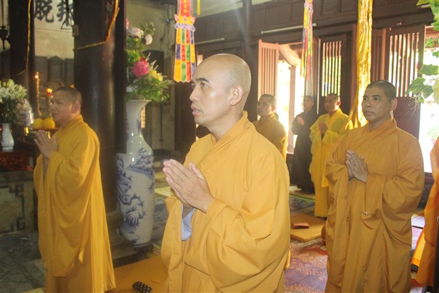 Thanh Hóa: ĐĐ. Thích Trúc Thông Tánh hướng dẫn phương pháp tọa thiền