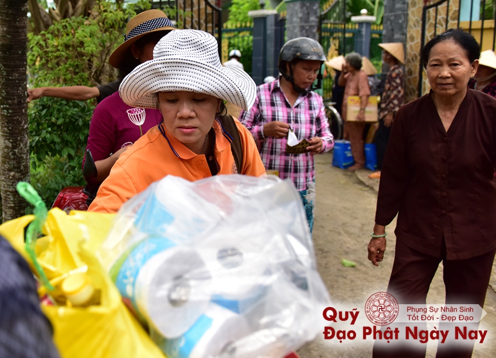 Quỹ Đạo Phật Ngày Nay-Tổng Kết Chương Trình: Lễ Khánh Thành Cầu Đường Và Trao Quà Tại Tiền Giang (C72a)