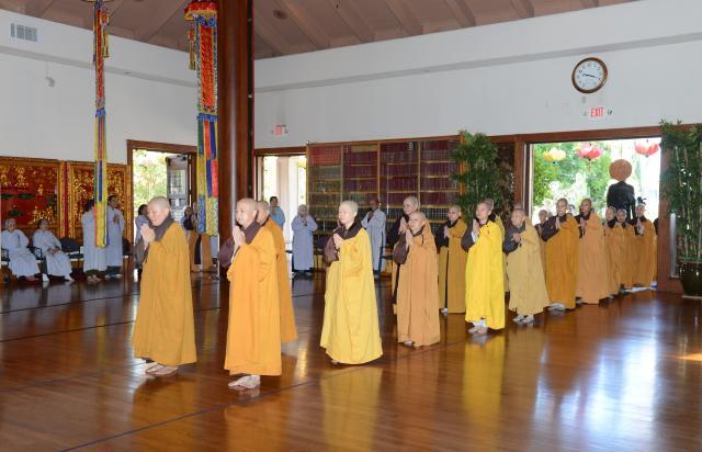 Chùa Đức Viên, San Jose ( Hoa Kỳ ) Tổ Chức Lễ Tam Bộ Nhất Bái Báo Hiếu Phụ Mẫu Năm 2016