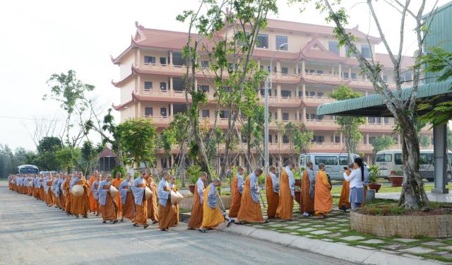 Hòa thượng Thích Trí Quảng thuyết giảng tại Học viện Phật giáo Việt Nam tại TP. HCM