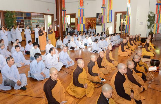 Chùa Đức Viên, San Jose ( Hoa Kỳ ) Tổ Chức Lễ Tam Bộ Nhất Bái Báo Hiếu Phụ Mẫu Năm 2016