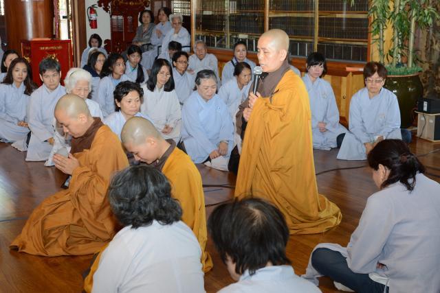 Chùa Đức Viên, San Jose ( Hoa Kỳ ) Tổ Chức Lễ Tam Bộ Nhất Bái Báo Hiếu Phụ Mẫu Năm 2016