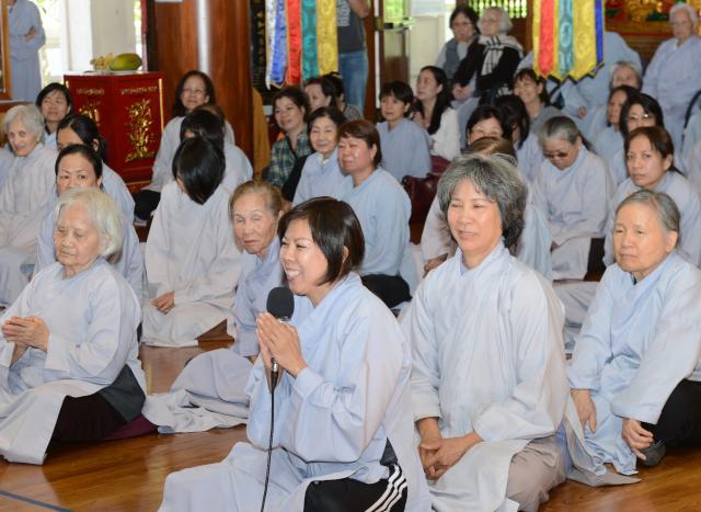 Chùa Đức Viên, San Jose ( Hoa Kỳ ) Tổ Chức Lễ Tam Bộ Nhất Bái Báo Hiếu Phụ Mẫu Năm 2016