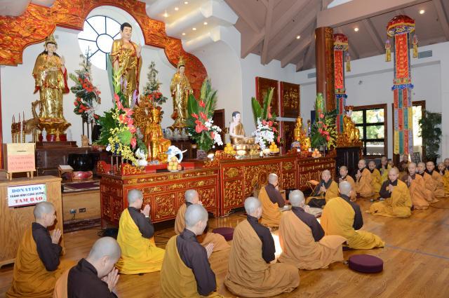 Chùa Đức Viên, San Jose ( Hoa Kỳ ) Tổ Chức Lễ Tam Bộ Nhất Bái Báo Hiếu Phụ Mẫu Năm 2016