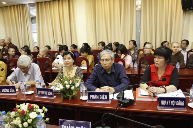 Ni sư Thích Đàm Lan bảo vệ xuất sắc luận án Tiến sĩ