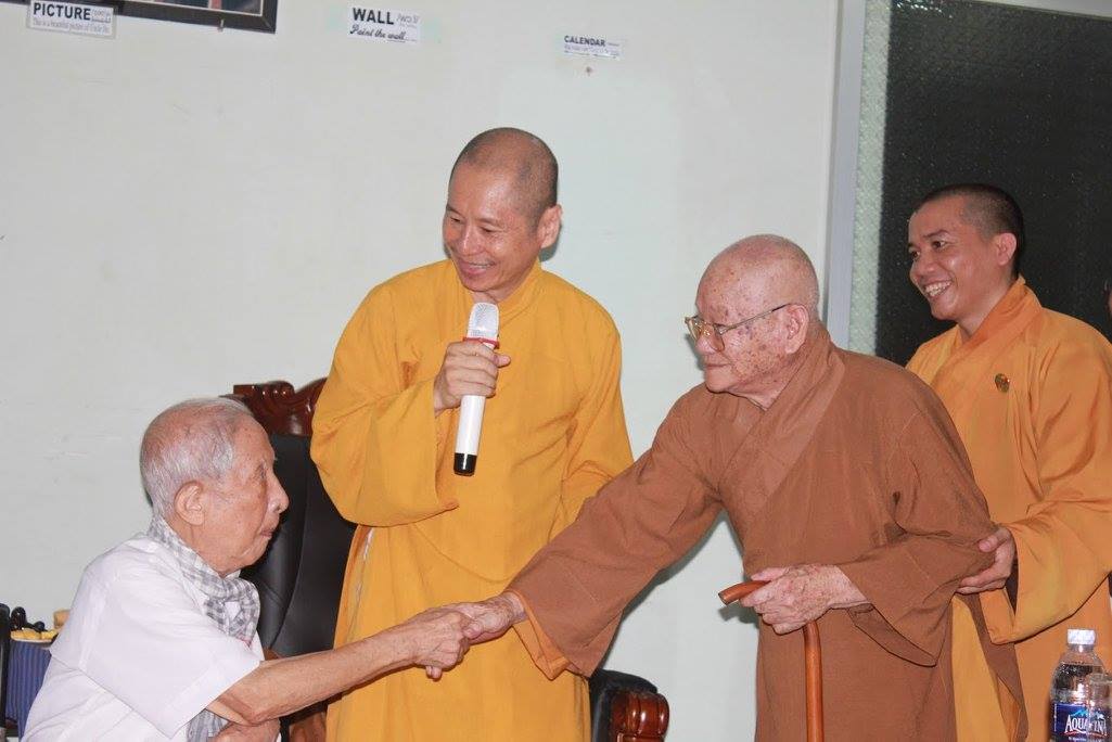 Chuyến viếng thăm lịch sử