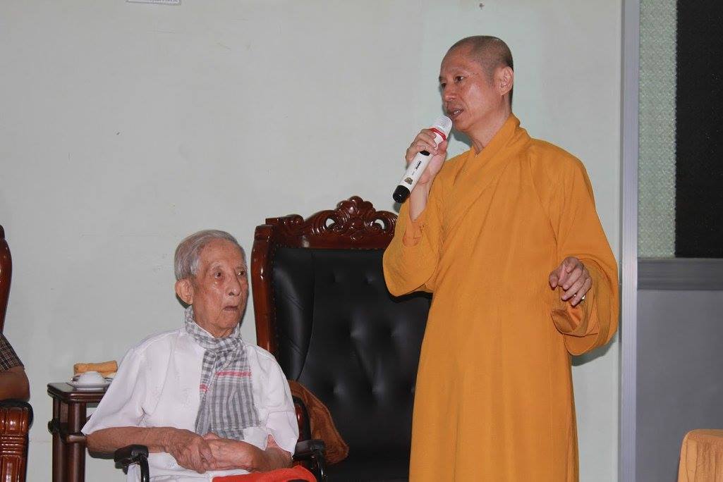 Chuyến viếng thăm lịch sử