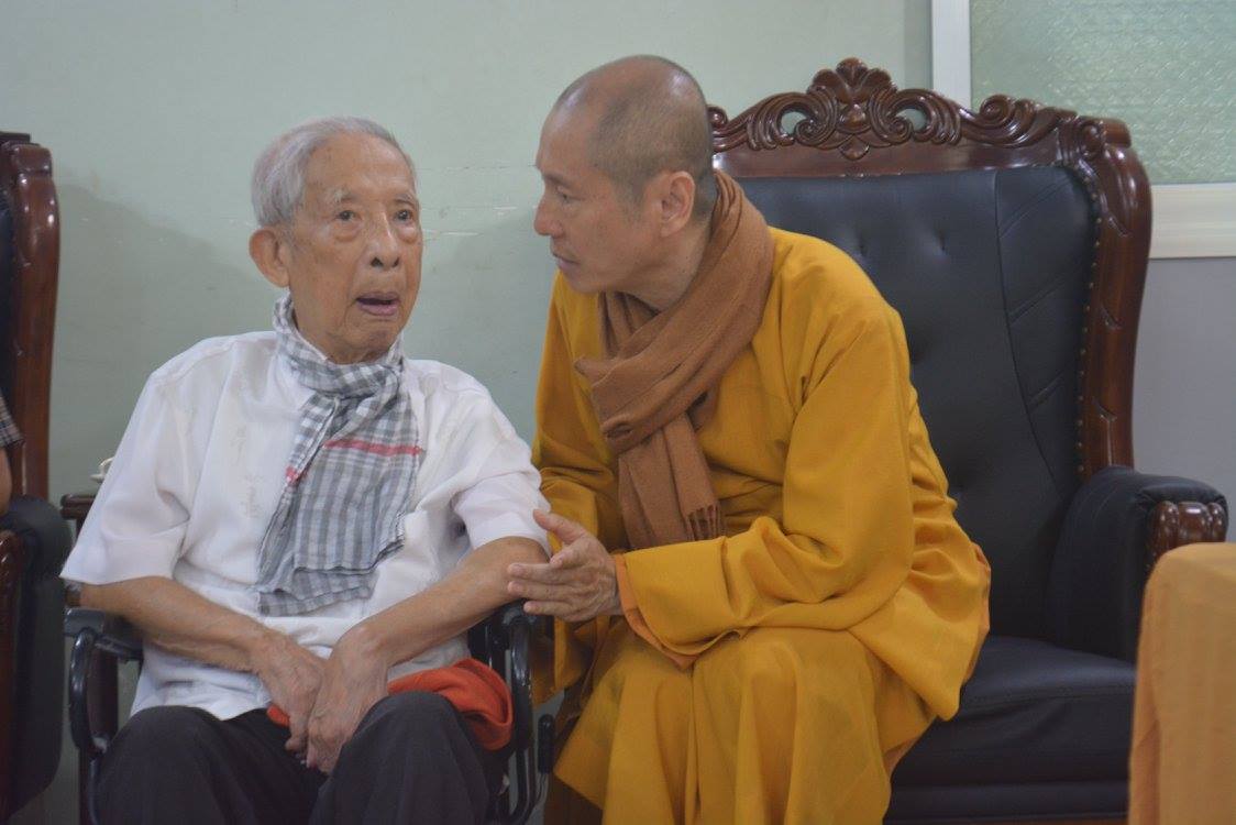 Chuyến viếng thăm lịch sử