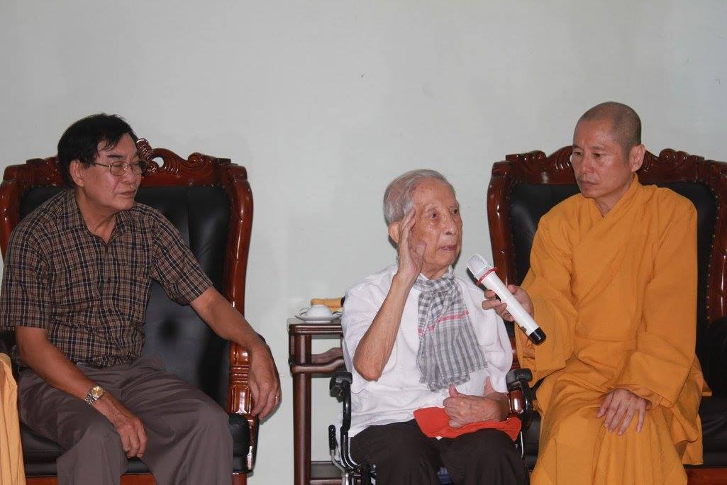 Chuyến viếng thăm lịch sử