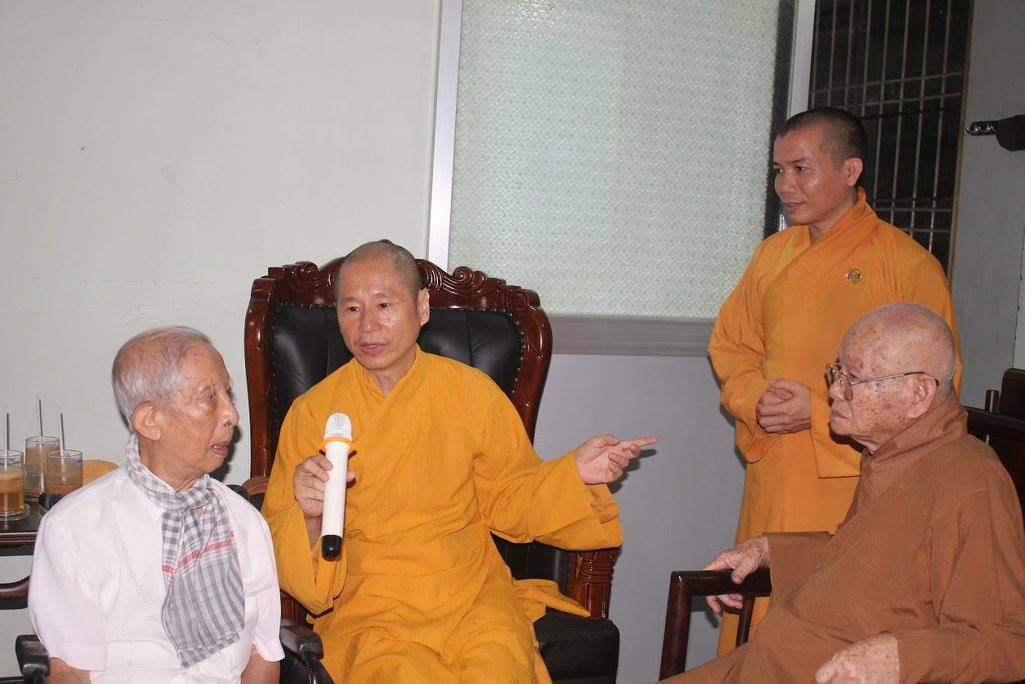Chuyến viếng thăm lịch sử