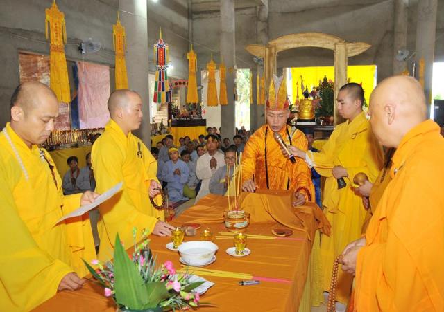 Tiểu Sử Cố Thượng Tọa Thích Chiếu Phong- Trụ Trì Chùa Hưng Thạnh