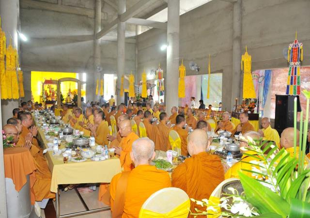 Tiểu Sử Cố Thượng Tọa Thích Chiếu Phong- Trụ Trì Chùa Hưng Thạnh