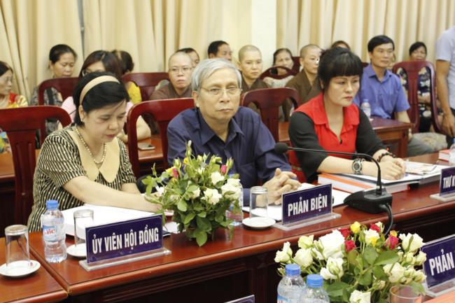Ni sư Thích Đàm Lan bảo vệ xuất sắc luận án Tiến sĩ