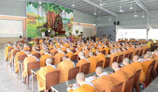 Hòa thượng Thích Trí Quảng thuyết giảng tại Học viện Phật giáo Việt Nam tại TP. HCM