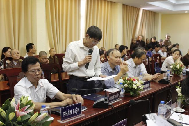 Ni sư Thích Đàm Lan bảo vệ xuất sắc luận án Tiến sĩ