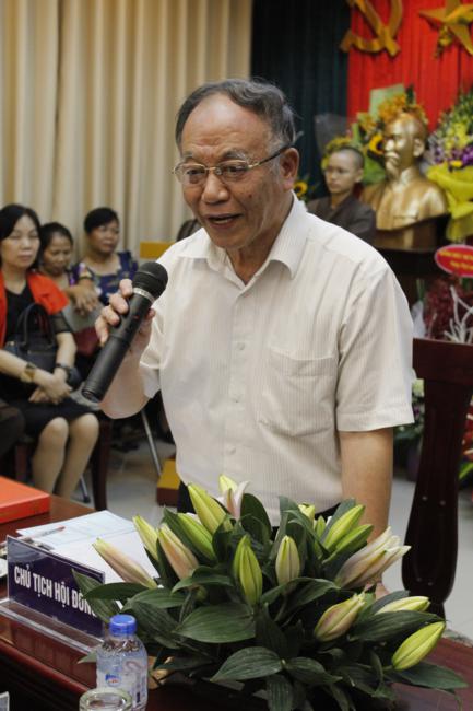Ni sư Thích Đàm Lan bảo vệ xuất sắc luận án Tiến sĩ