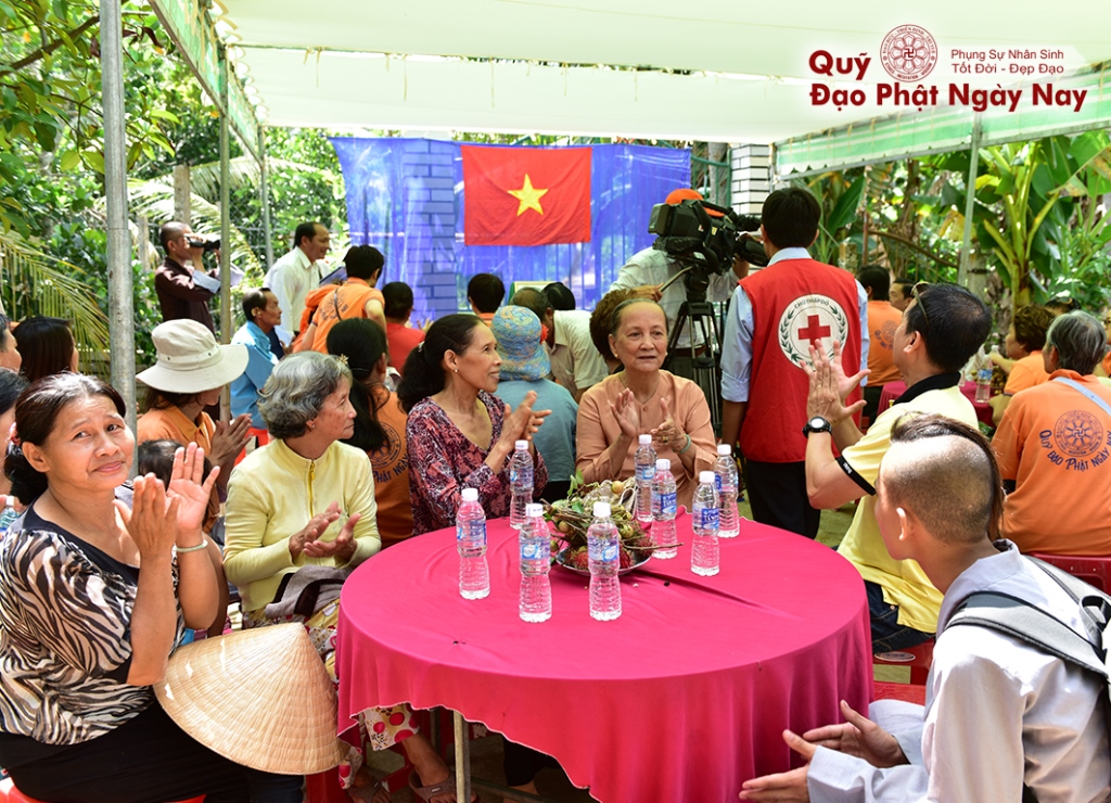 Quỹ Đạo Phật Ngày Nay - Tổng Kết Chương Trình Khánh Thành Cầu Và Trao Quà Tại Bến Tre T7/2016 (C72b)