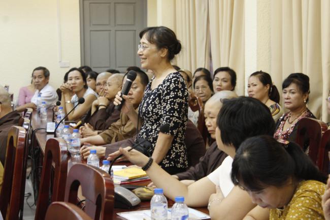 Ni sư Thích Đàm Lan bảo vệ xuất sắc luận án Tiến sĩ