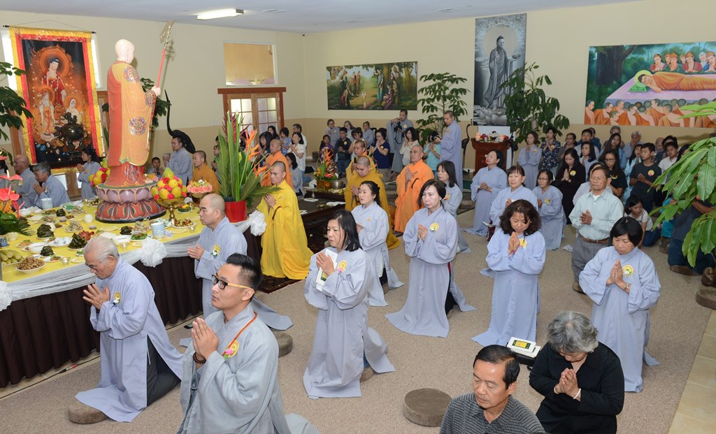 Chùa Tâm Từ (California) tổ chức Đại lễ Vu Lan năm 2016 - PL 2560