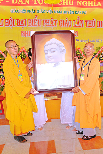 Gia Lai: Đại Hội Đại Biểu Phật giáo Huyện Đăkpơ lần thứ 3, nhiệm k ỳ 2016-2021
