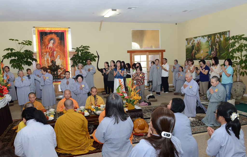 Chùa Tâm Từ (California) tổ chức Đại lễ Vu Lan năm 2016 - PL 2560