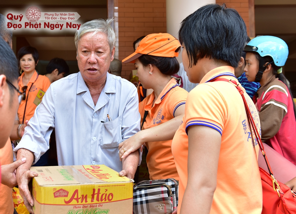 Quỹ Đạo Phật Ngày Nay - Tổng Kết Chương Trình Khánh Thành Cầu Và Trao Quà Tại Bến Tre T7/2016 (C72b)